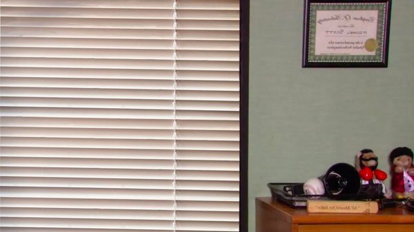 michael-scott-desk-for-zoom-background-2