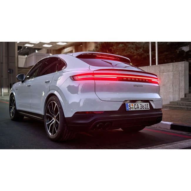 Porsche Cayenne Turbo GTTTTTT